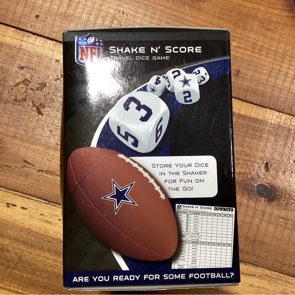 New NFL Dallas Cowboys Shake n’ Score travel dice game ages 6 and up - Picture 2 of 3